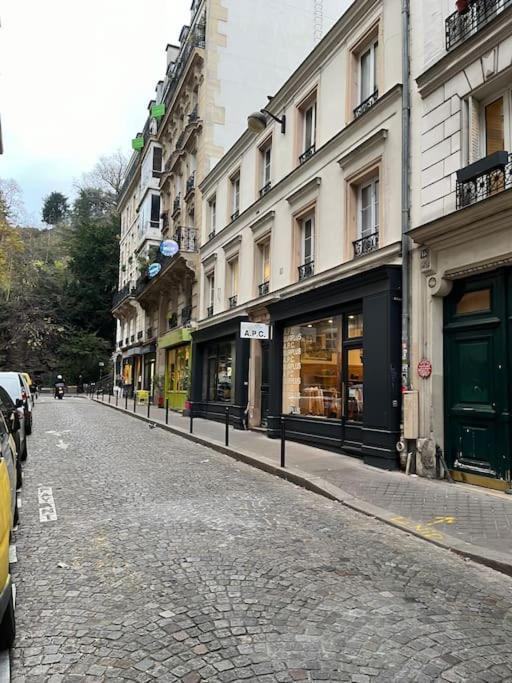 Апартаменты Montmartre Joli 2 Pieces Au Pied Du Sacre Coeur Париж Экстерьер фото